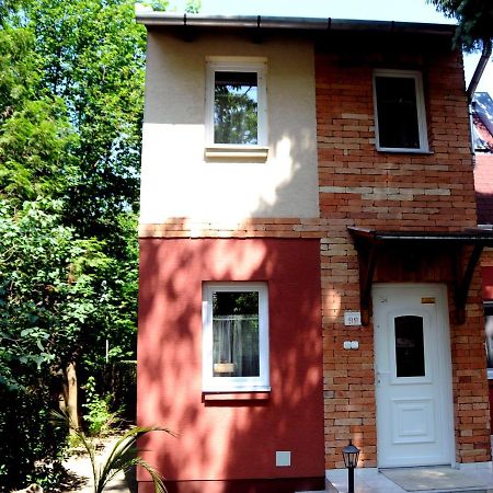 Napsugár Üdülőház 2/A.-2/B. Apartman Orosháza Kültér fotó